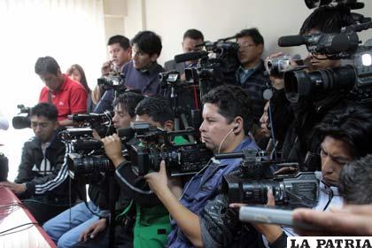 Organizaciones de periodistas son desacreditadas por diario del Gobierno