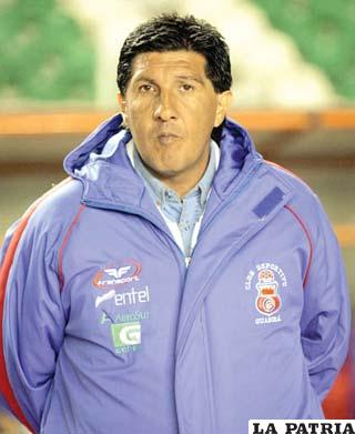 El D.T. Claudio Marrupe
