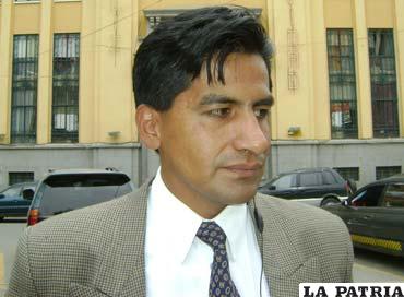 Maurice Cazorla Murillo, presidente del Comité de Etnografía y Folklore