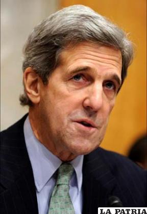 John Kerry, presidente del Comité de Relaciones Exteriores del Senado de EE.UU.