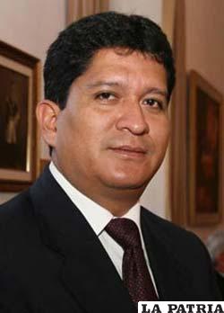 Gobernador de Pando, Luis Adolfo Flores