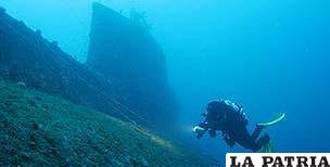 El submarinista Kostas Thoctarides y su equipo encontraron los restos del HMS Perseus en 1997