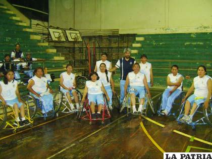 Selección de Oruro de basquetbol sobre silla de ruedas