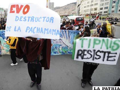 El pueblo de Bolivia se unió al rechazo de la construcción de carretera por el Tipnis
