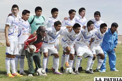 El equipo de San José que participa en el torneo de la AFO