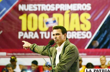 Henrique Capriles critica la falta de Gobierno en su país /isadobles.blogspot.com