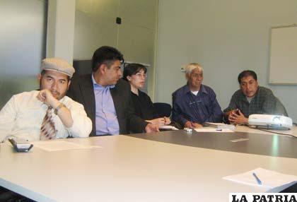 Videoconferencia de la Fundación Maya con autoridades de la UTO