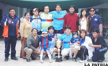 El equipo de Activos Fijos, campeón del torneo