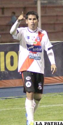 Gastón Mealla goleador de Nacional Potosí (foto: AFKA)
