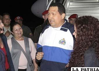 Hugo Chávez retornó de Cuba a Venezuela