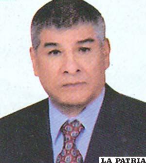 Ing. Jorge Espinoza. Ex Ministro de Minería