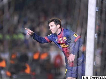 Messi continúa batiendo récords anotando goles