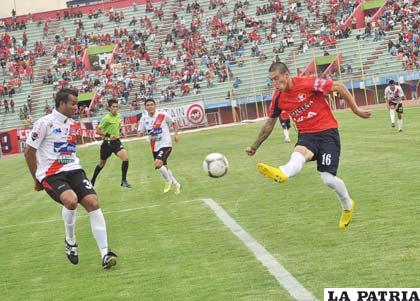 Nacional Potosí venció en la ida en Cochabamba por 2-1 (foto: APG)
