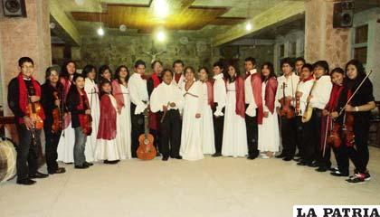 Ensemble Idilvs brindó un concierto levantando el espíritu navideño 