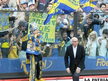 Carlos Bianchi fue presentado ante la hinchada de Boca Juniors