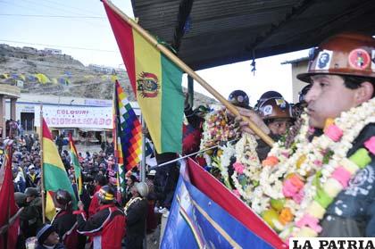 Fiesta en Colquiri cuando se emitió decreto de “nacionalización”