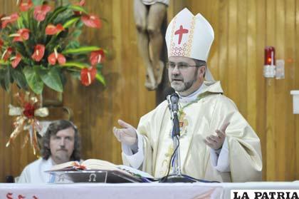 Obispo de la Diócesis de Oruro, monseñor Cristóbal Bialasik celebrando el año de la Fe