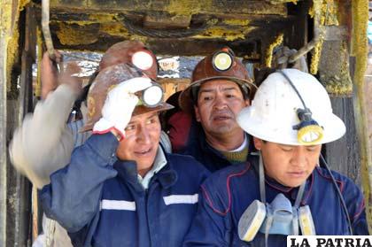 Miles de empleos se generan en la actividad minera
