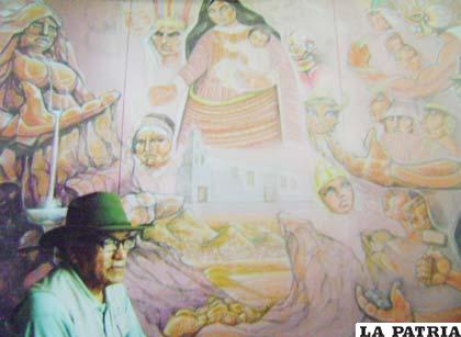 Artista plástico Jesús Céspedes, junto a su proyecto de mural para el Carnaval