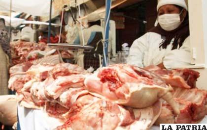 Especulación de carne de cerdo y pollo será sancionada por el Gobierno