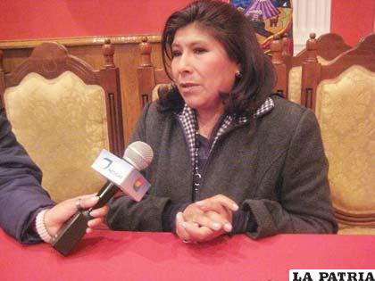 La alcaldesa, Rossío Pimentel ve con buenos ojos la nacionalización de la empresa eléctrica