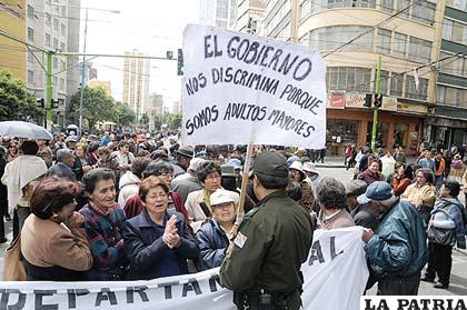 Senasir advierte del peligro de la marcha para los adultos mayores