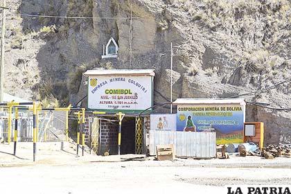 Según Ministro de Minería hay vetas en Colquiri para más de cien años