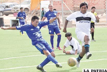 Escara goleó a JCDT en el cotejo preliminar