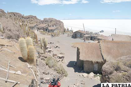El Salar de Uyuni, por donde pasará el Rally Dakar