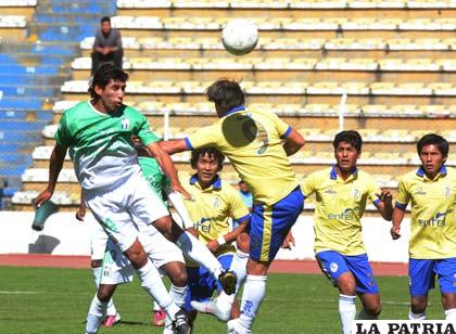 Una acción del partido que se jugó en La Paz