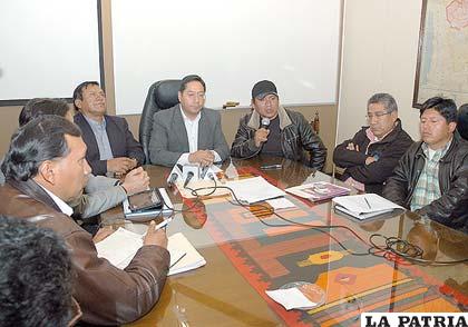 Magisterio no reconoce acuerdo entre COB y Gobierno (imagen de archivo)
