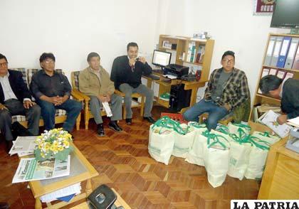 Artistas y compositores orureños recibieron regalías 