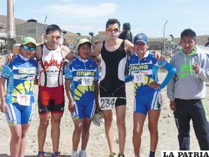 Deportistas dedicados a la disciplina de triatlón