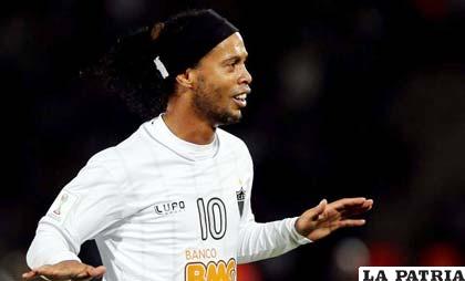 Ronaldinho anotó el único gol del Atlético Mineiro