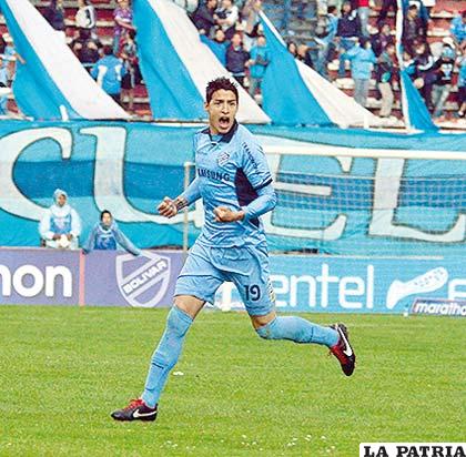 Nelson Cabrera, defensor del equipo de Bolívar