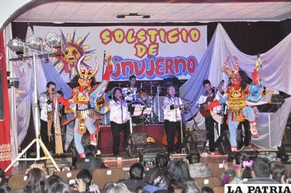 Raymi Bolivia cumplió con su público orureño
