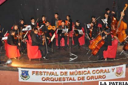 Orquesta “Nuevo Mundo”, de El Alto, en el Festival Coral y Orquestal de Oruro