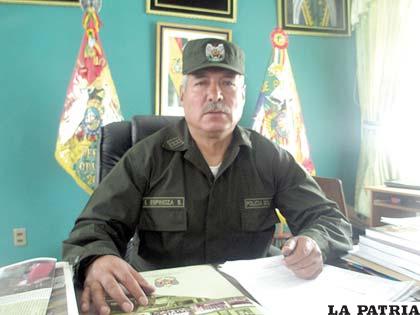El comandante de Policía, coronel Eddy Espinoza