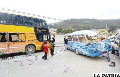 Así quedaron los vehículos chocados en uno de los accidentes ocurridos en la ciudad de La Paz