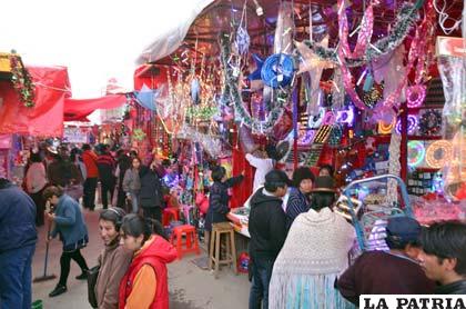Comerciantes de Feria Navideña deben cumplir normas ediles