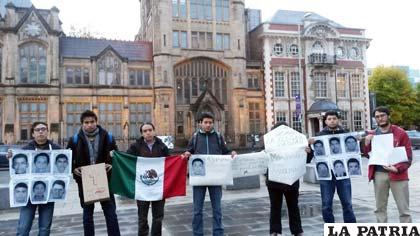 Familiares no pararán en su reclamo hasta saber qué pasó con los normalistas mexicanos
