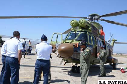 Helicóptero “Jatun Puma” FAB 781, formará parte del equipo de los “Diablos Rojos”
