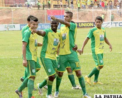 Universitario ganó en la ida en Cobija por 1-0 el 05/10/2014 
