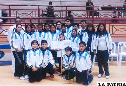 Varios de los tenismesistas que lograron los primeros lugares