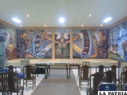 Mural “Educación Liberadora” se expone en Potosí