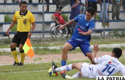 Maximiliano Andrada intenta superar la marca de Jhosimar Prado