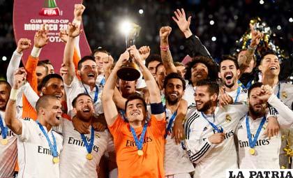 Casillas levantó el cuarto trofeo del año, tres de ellos son internacionales