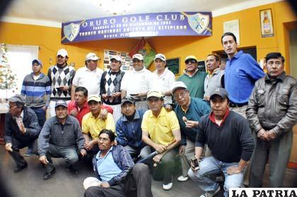 Socios y deportistas del Oruro Golf Club