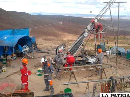 Trabajos de exploración de la empresa Fujita Drilling