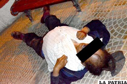 En esta posición fue encontrado el cuerpo sin vida